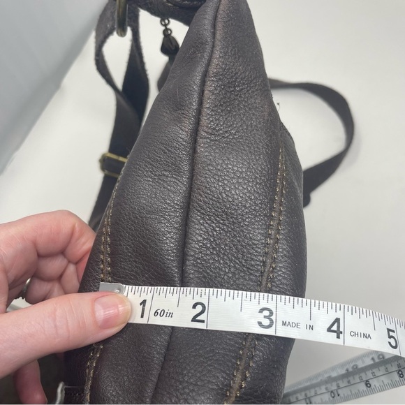 The Sak Brown Leather Crossbody Purse – Adjustable Strap - Picture 7 of 11